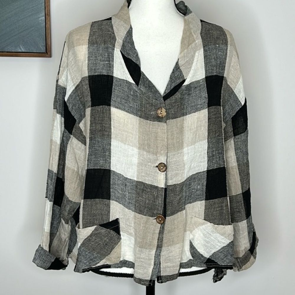 LUUKAA plaid blazer, size one.